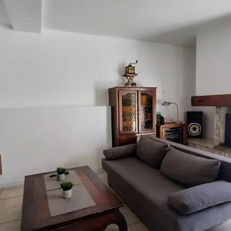 بيت للعطل Maison De Campagne *